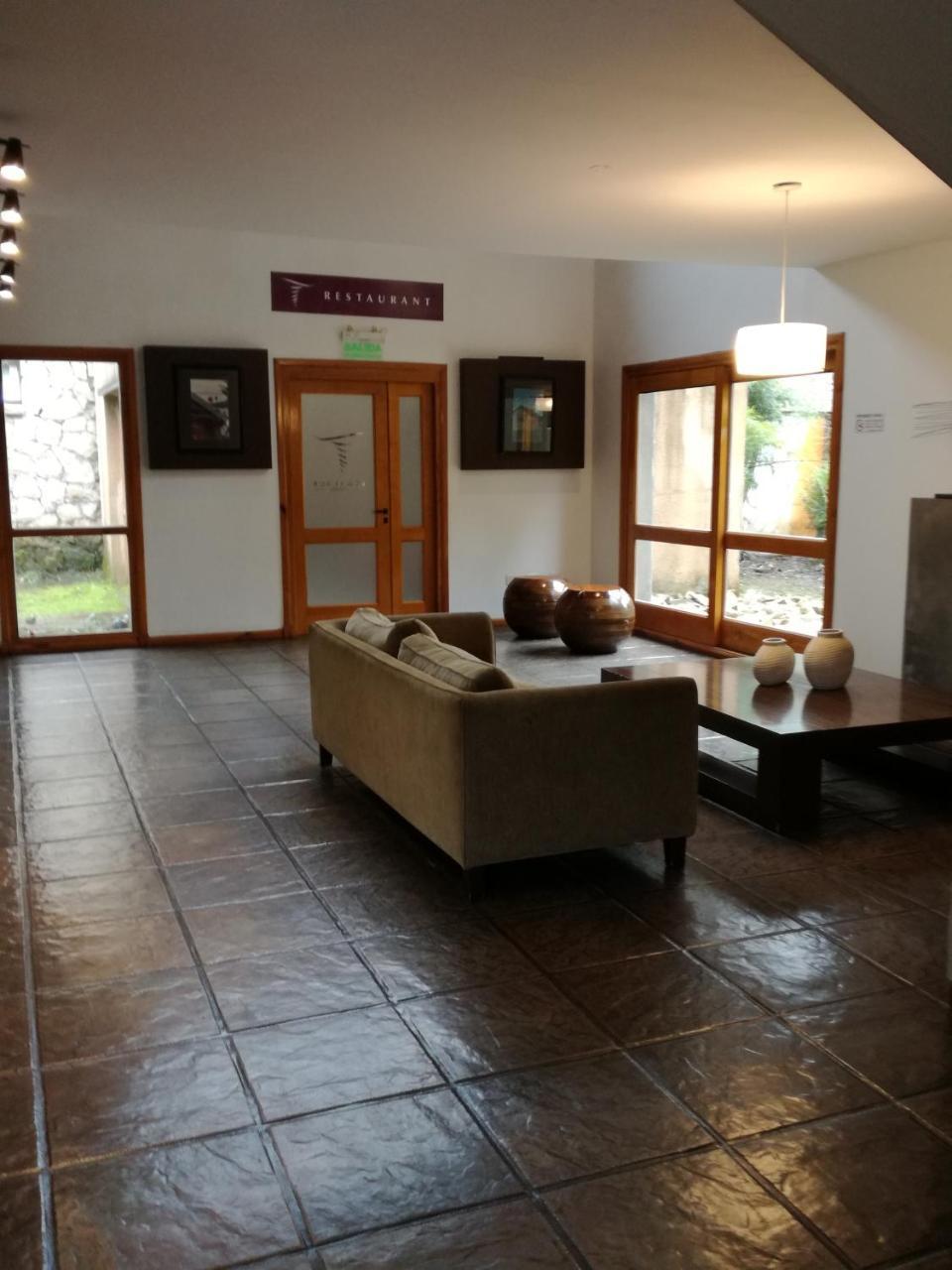 Hosteria Aca Al Sur Villa La Angostura Exterior foto